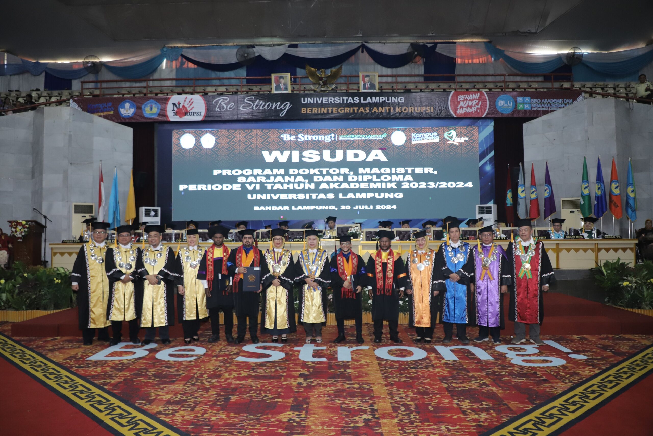 Wisuda Universitas Lampung